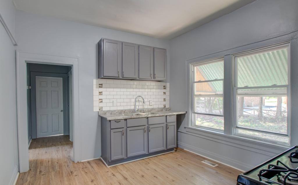 Apartment for rent at 2315 Industrial Blvd, Gary, IN 46407