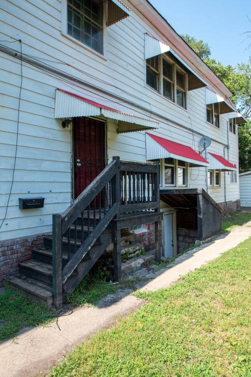 Apartment for rent at 2315 Industrial Blvd, Gary, IN 46407