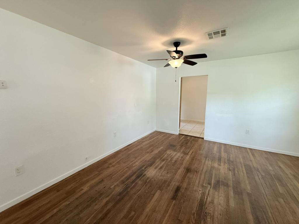 House for rent at 1004 S 3rd, Copperas Cove, TX 76522