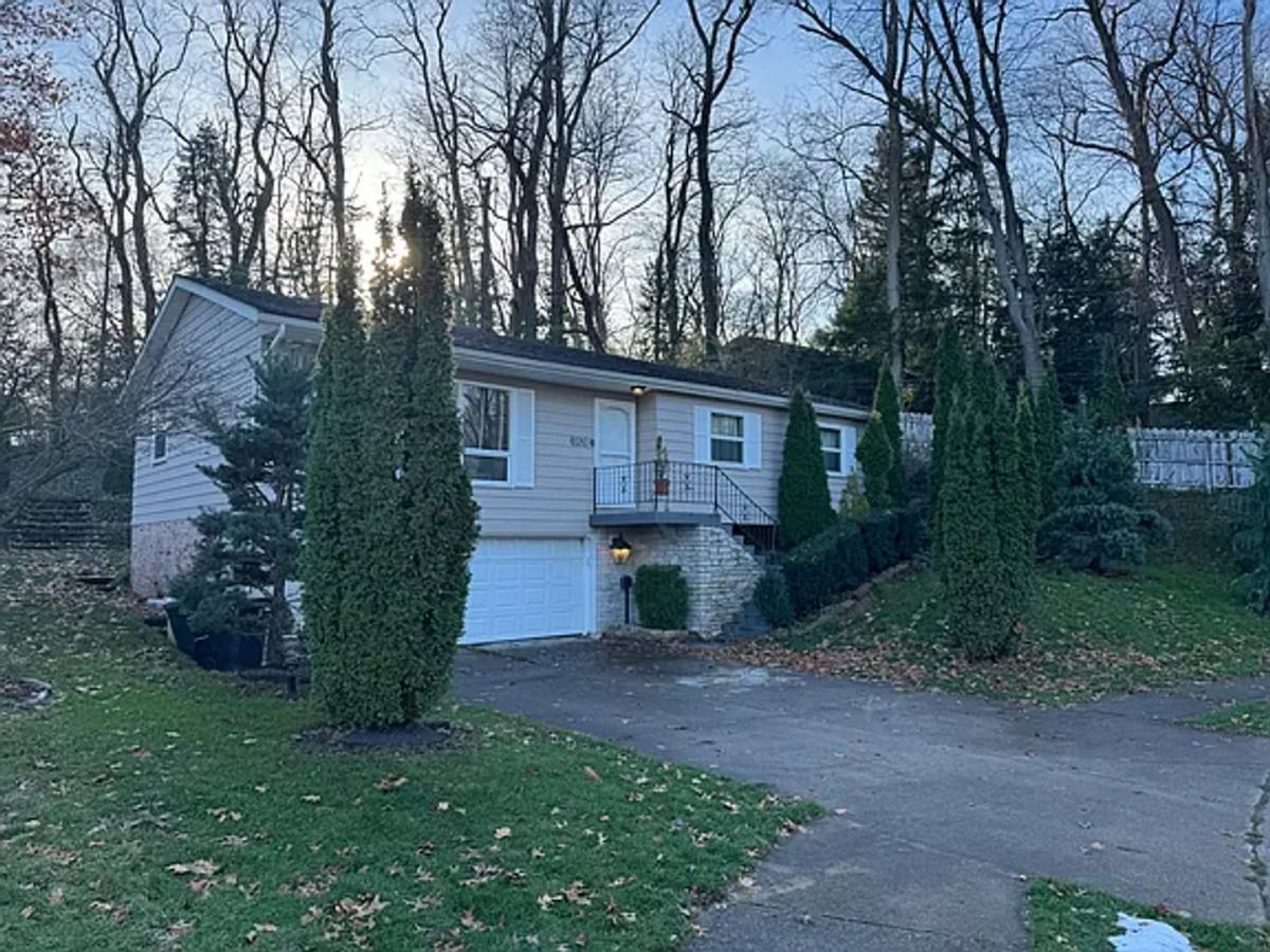 House for rent at 1824 Peachtree Lane, South Bend, IN 46617
