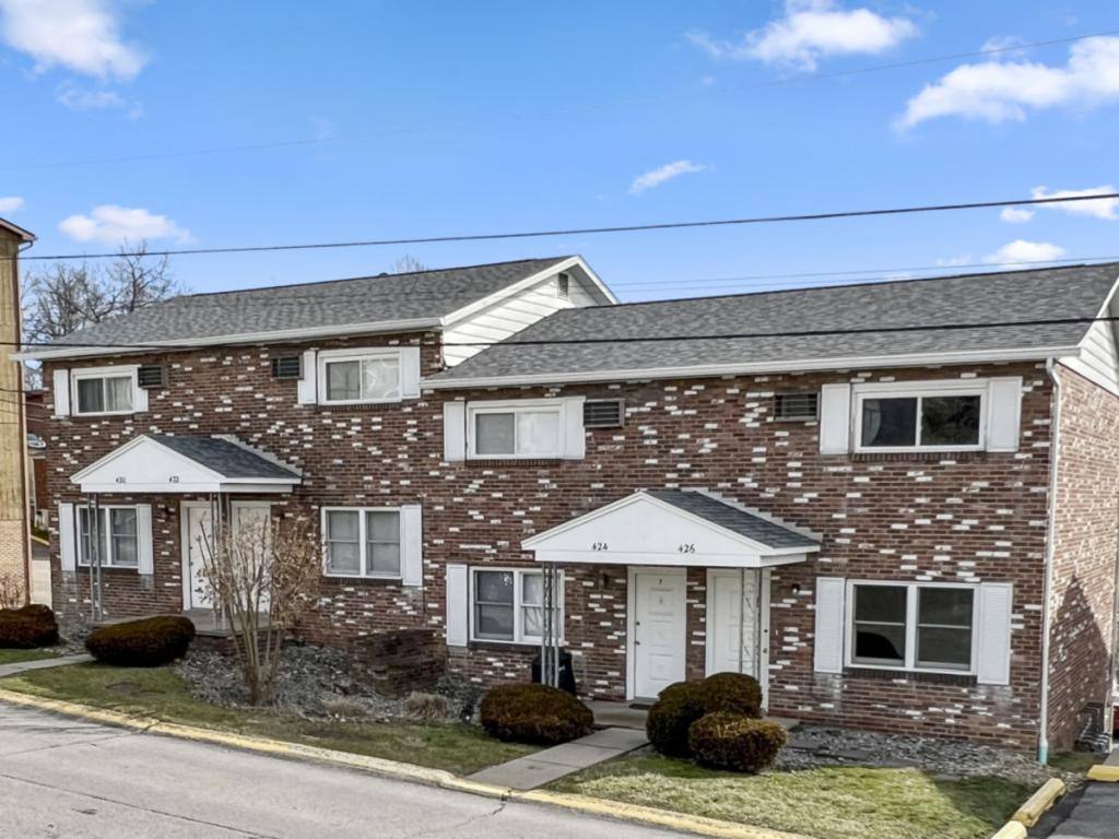 Apartment for rent at 420 Dille St, Morgantown, WV 26505