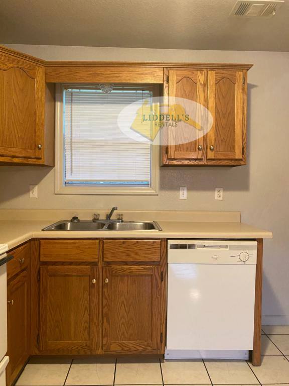 Apartment for rent at 605 Wirt St #6, Paragould, AR 72450