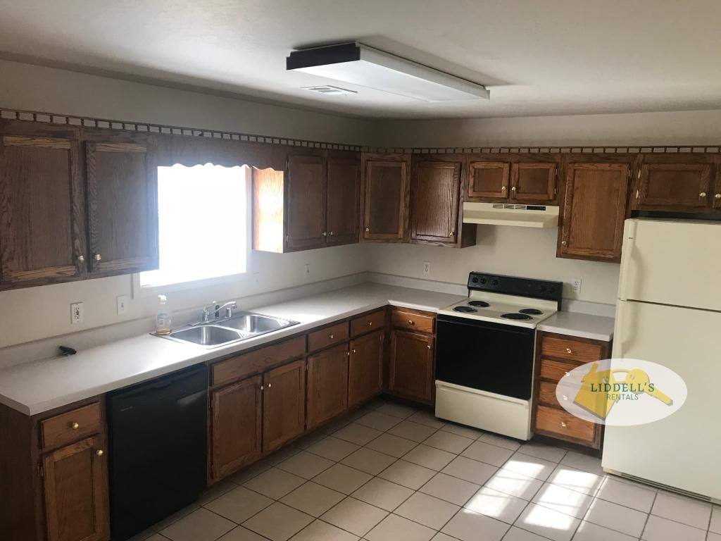 Apartment for rent at 812 Ada St #3, Paragould, AR 72450