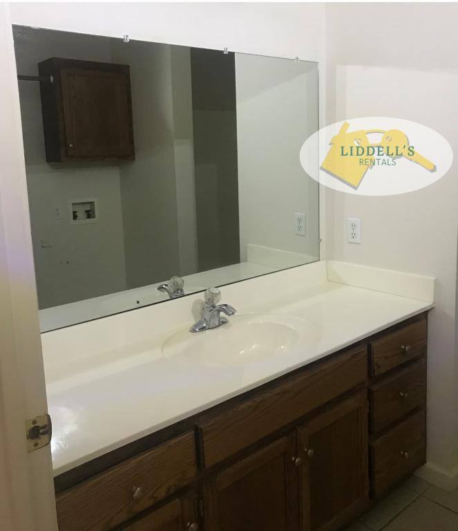 Apartment for rent at 812 Ada St #3, Paragould, AR 72450