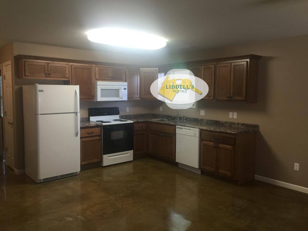 Apartment for rent at 1204 S 8th St #2, Paragould, AR 72450