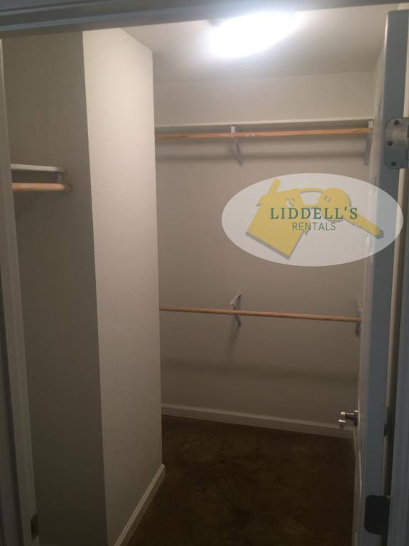 Apartment for rent at 1204 S 8th St #2, Paragould, AR 72450