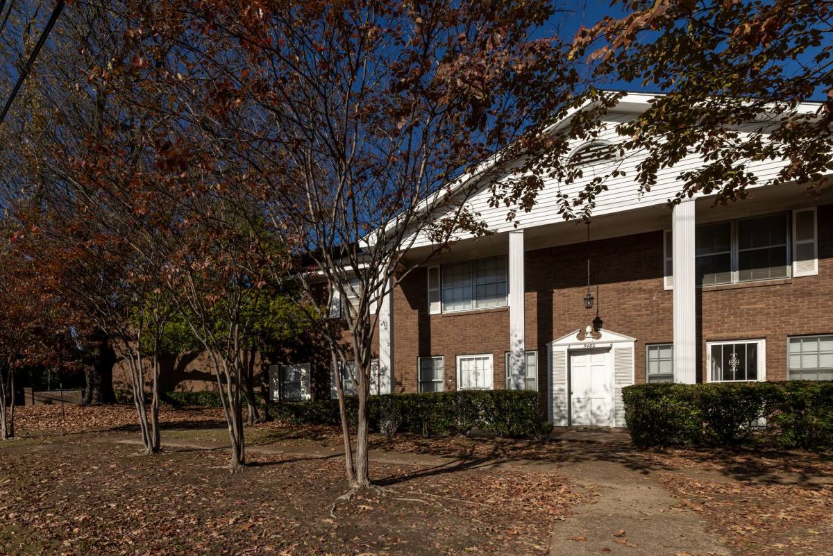 Apartment for rent at 5140 Wheelis Dr, Memphis, TN 38117
