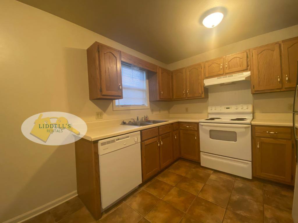 Apartment for rent at 700 S 4th St #1, Paragould, AR 72450