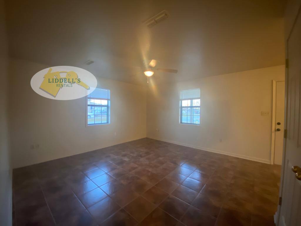 Apartment for rent at 700 S 4th St #1, Paragould, AR 72450