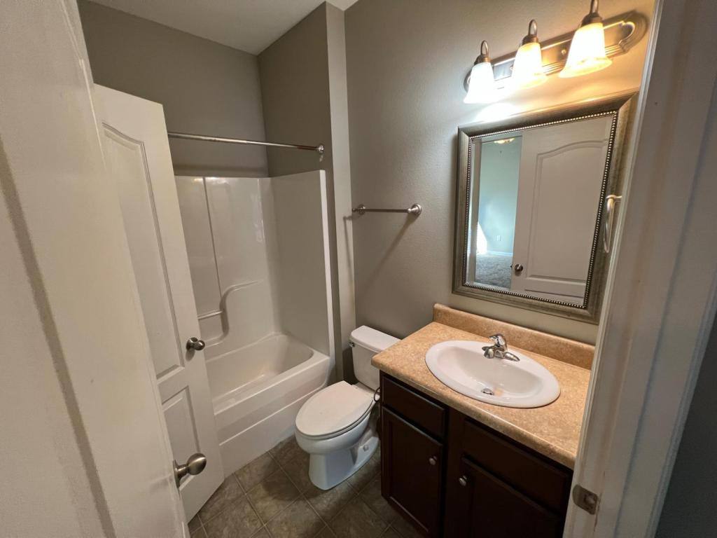 Townhouse for rent at 1955 Bloomington Ave, Tallahassee, FL 32304