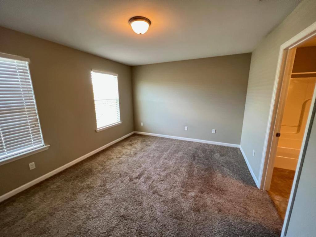 Townhouse for rent at 1955 Bloomington Ave, Tallahassee, FL 32304