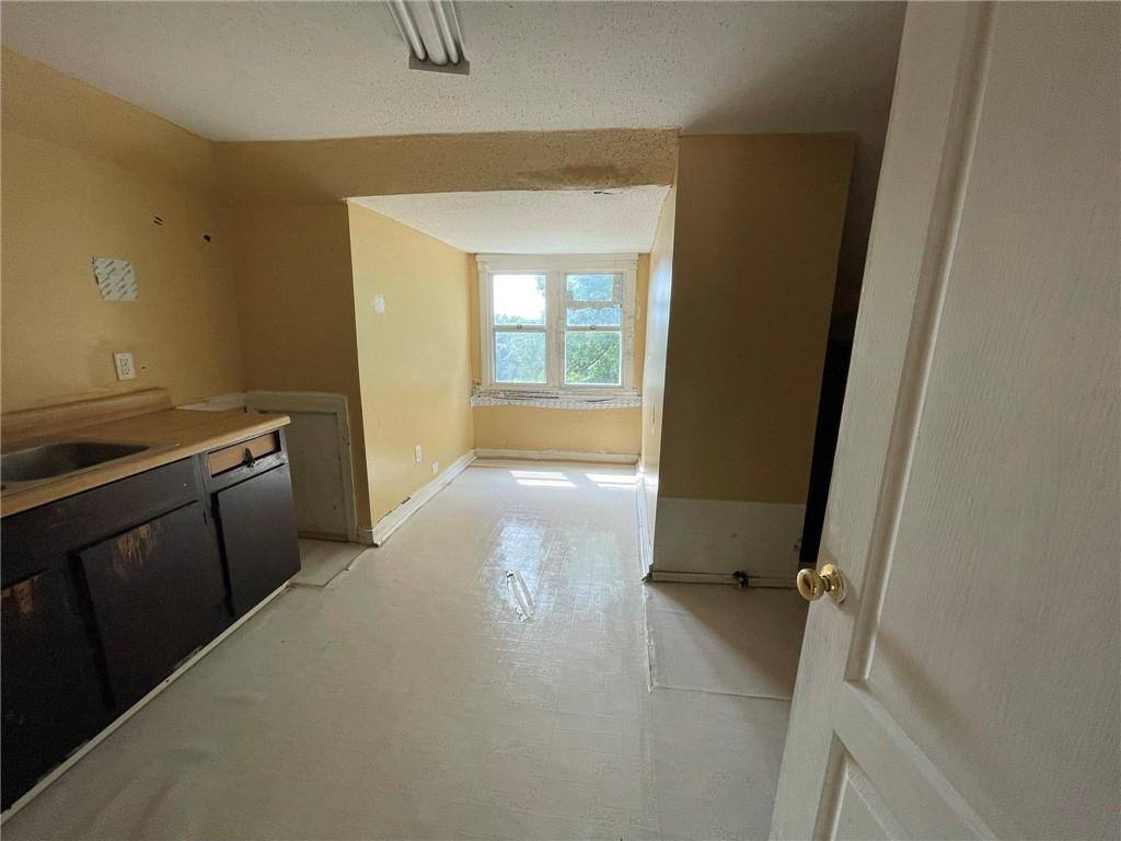 House for rent at 711 Sandusky Ave, Kansas City, KS 66101