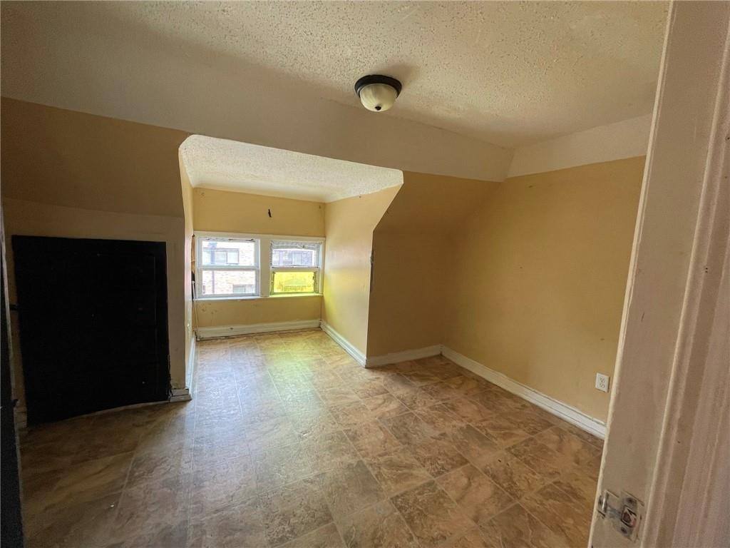 House for rent at 711 Sandusky Ave, Kansas City, KS 66101
