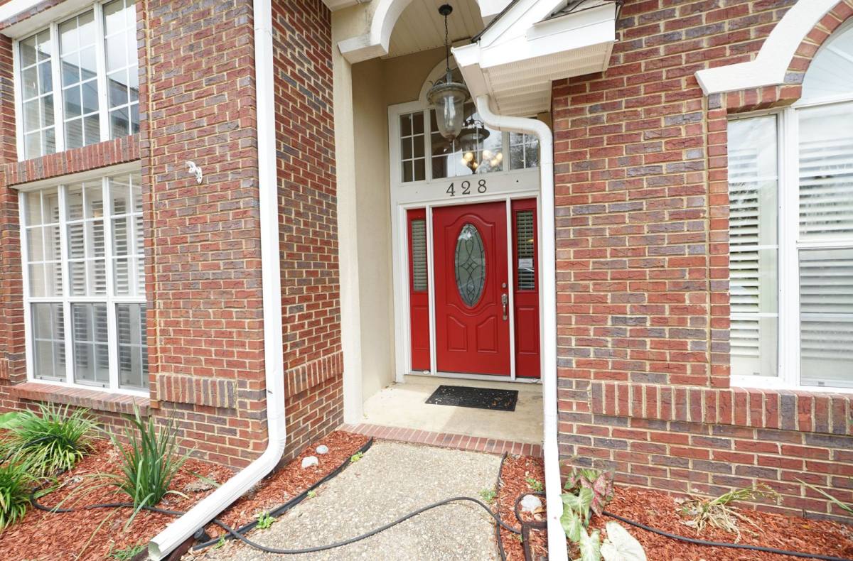House for rent at 428 Riverchase Dr, Crestview, FL 32536