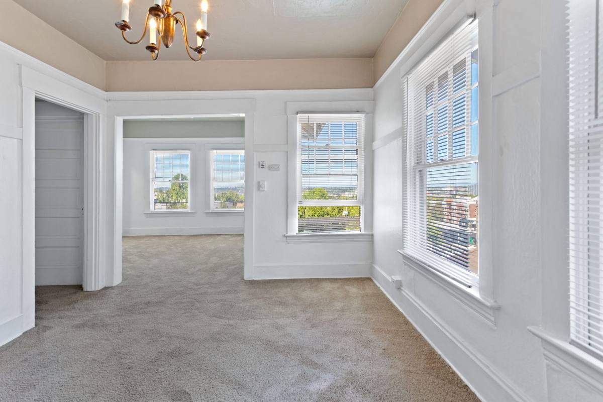 Apartment for rent at 801A SW Green Ave, Portland, OR 97205