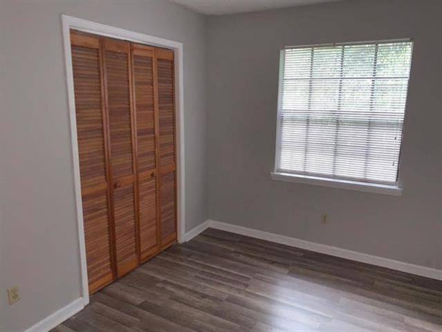 Apartment for rent at 145 Horseshoe Dr, Havana, FL 32333