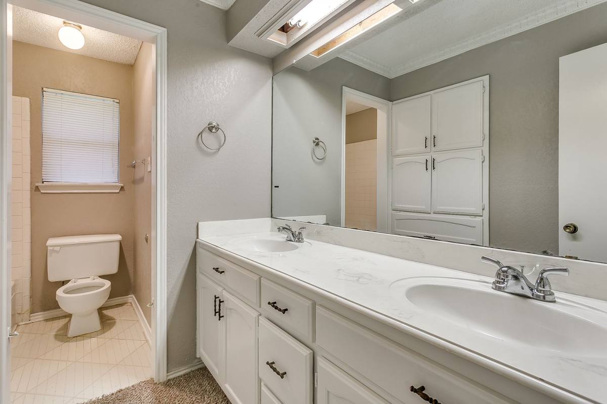 House for rent at 120 NE Alsbury, Burleson, TX 76028