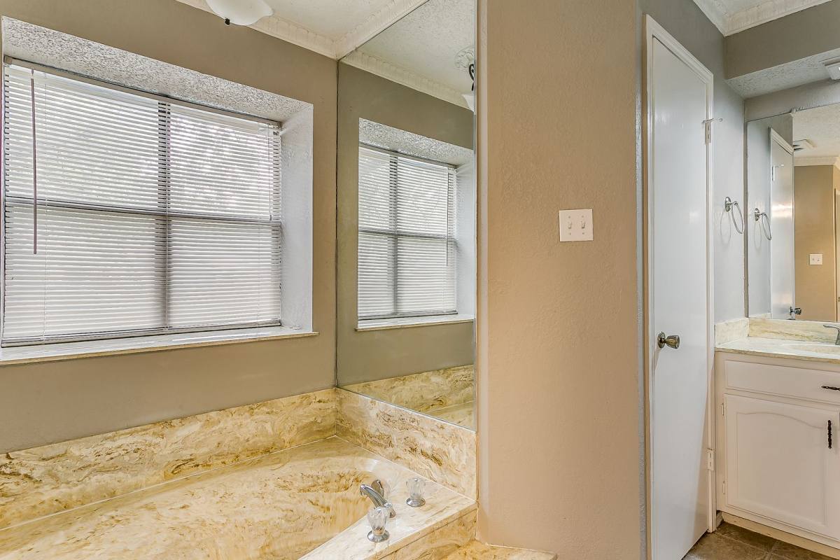 House for rent at 120 NE Alsbury, Burleson, TX 76028