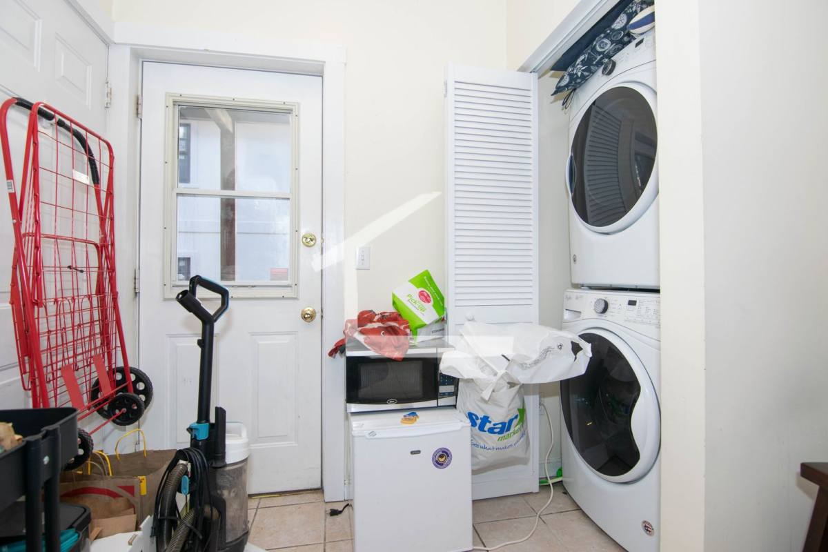 Apartment for rent at 80 Gibbs St #3, Brookline, MA 02446