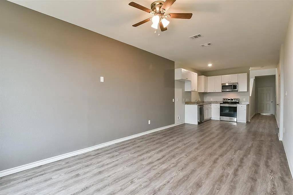 House for rent at 8006 Julie Ave, Fort Worth, TX 76116