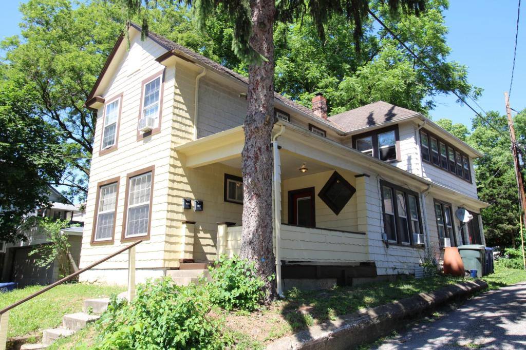 Apartment for rent at 2690 Neil Ave, Columbus, OH 43202