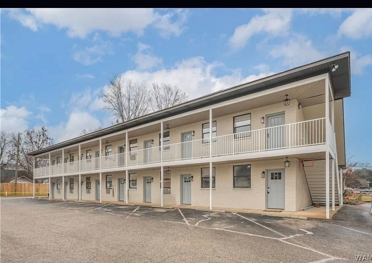 Condo for rent at 1212 12th St, Tuscaloosa, AL 35401