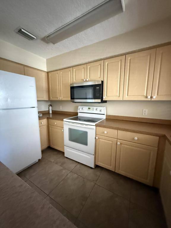 Townhouse for rent at 1965 Dipol Courtway, Titusville, FL 32780