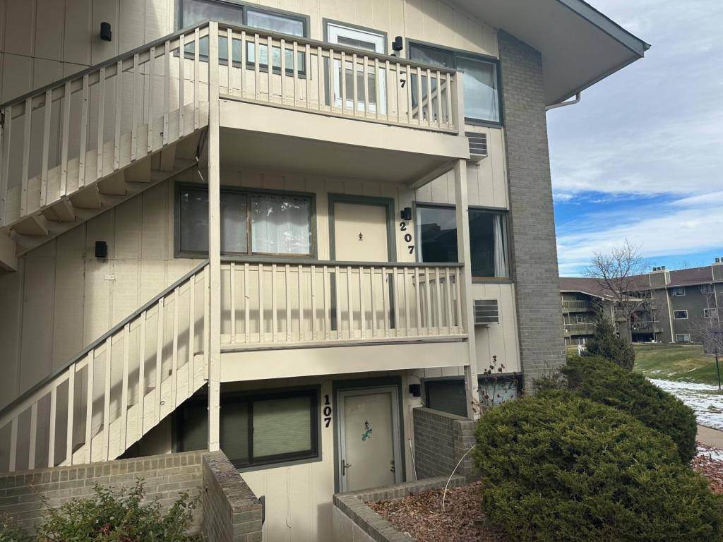 Condo for rent at 645 Manhattan Place #207, Boulder, CO 80303