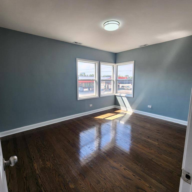 Apartment for rent at 26 E 15th Ave, Gary, IN 46407