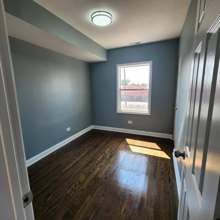 Apartment for rent at 26 E 15th Ave, Gary, IN 46407