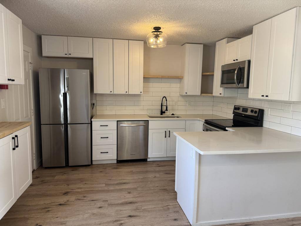 Townhouse for rent at 3068 S Delaware St, Englewood, CO 80110