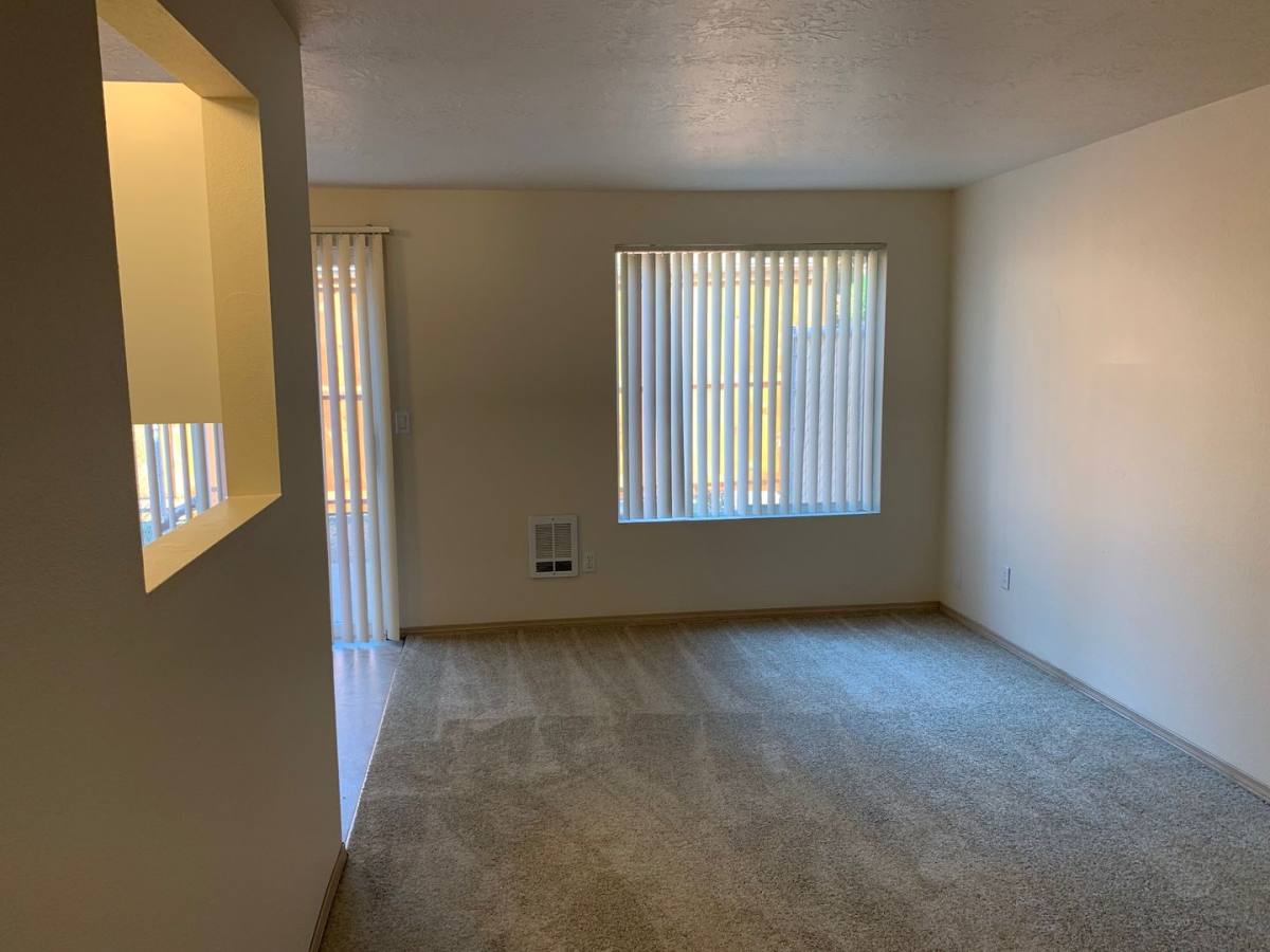 Townhouse for rent at 1060-1074 W Ida St, Stayton, OR 97383