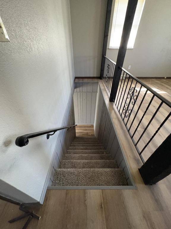 Townhouse for rent at 339 N Downey Ave, Independence, MO 64056