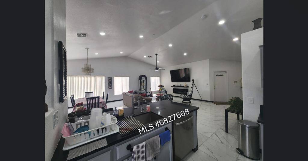 House for rent at 14813 W Verde Lane, Goodyear, AZ 85395
