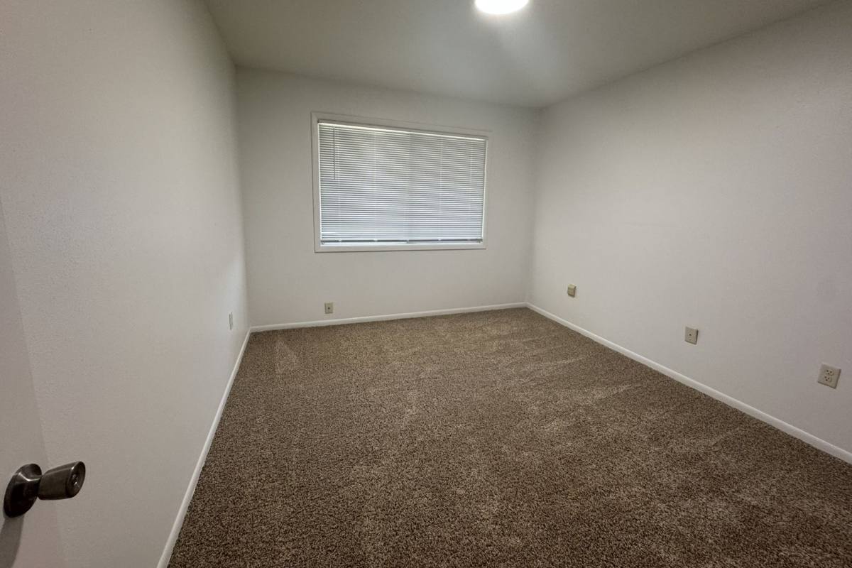 Apartment for rent at 1003 - 1005 Parkway Dr, Boone, IA 50036
