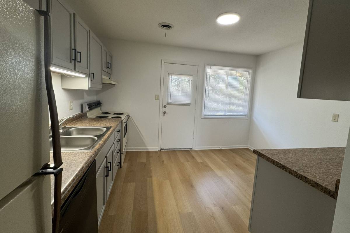 Apartment for rent at 1003 - 1005 Parkway Dr, Boone, IA 50036