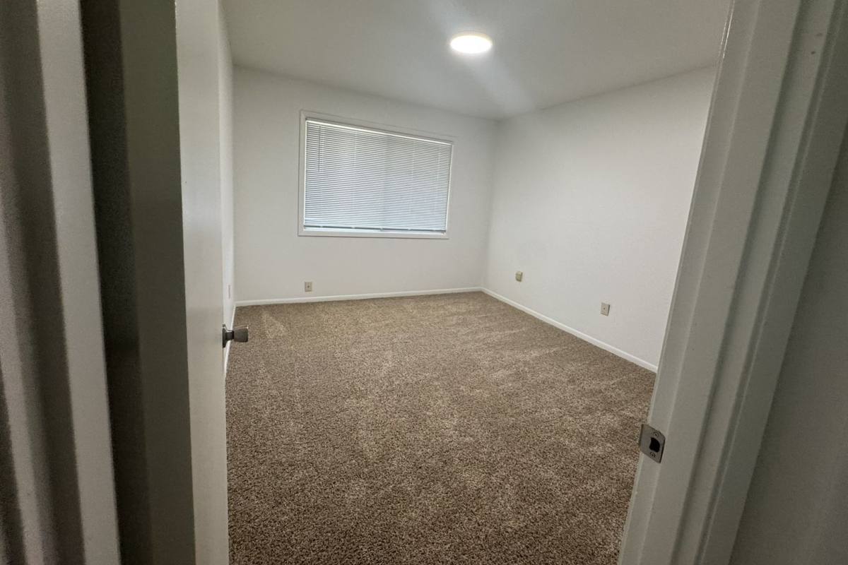 Apartment for rent at 1003 - 1005 Parkway Dr, Boone, IA 50036