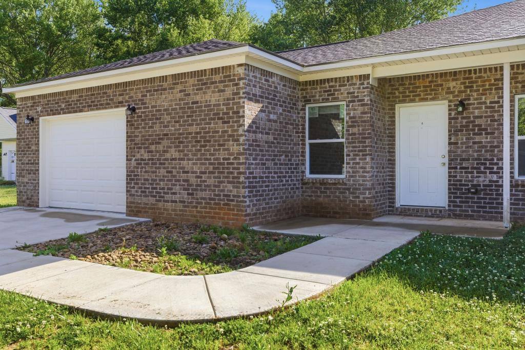 Townhouse for rent at 1455 Carter Grove Rd #A, Hazel Green, AL 35750