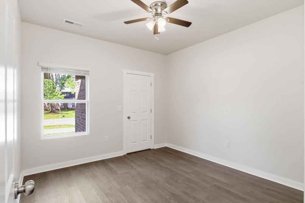 Townhouse for rent at 1455 Carter Grove Rd #A, Hazel Green, AL 35750