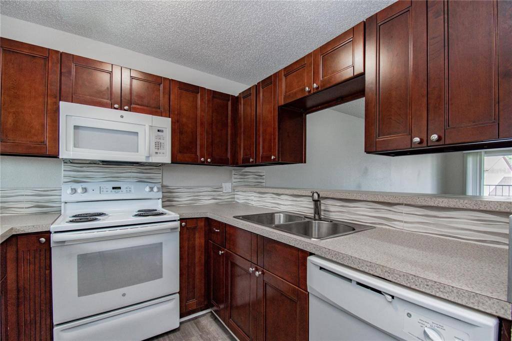 Condo for rent at 39132 Co Rd #54, Zephyrhills, FL 33542