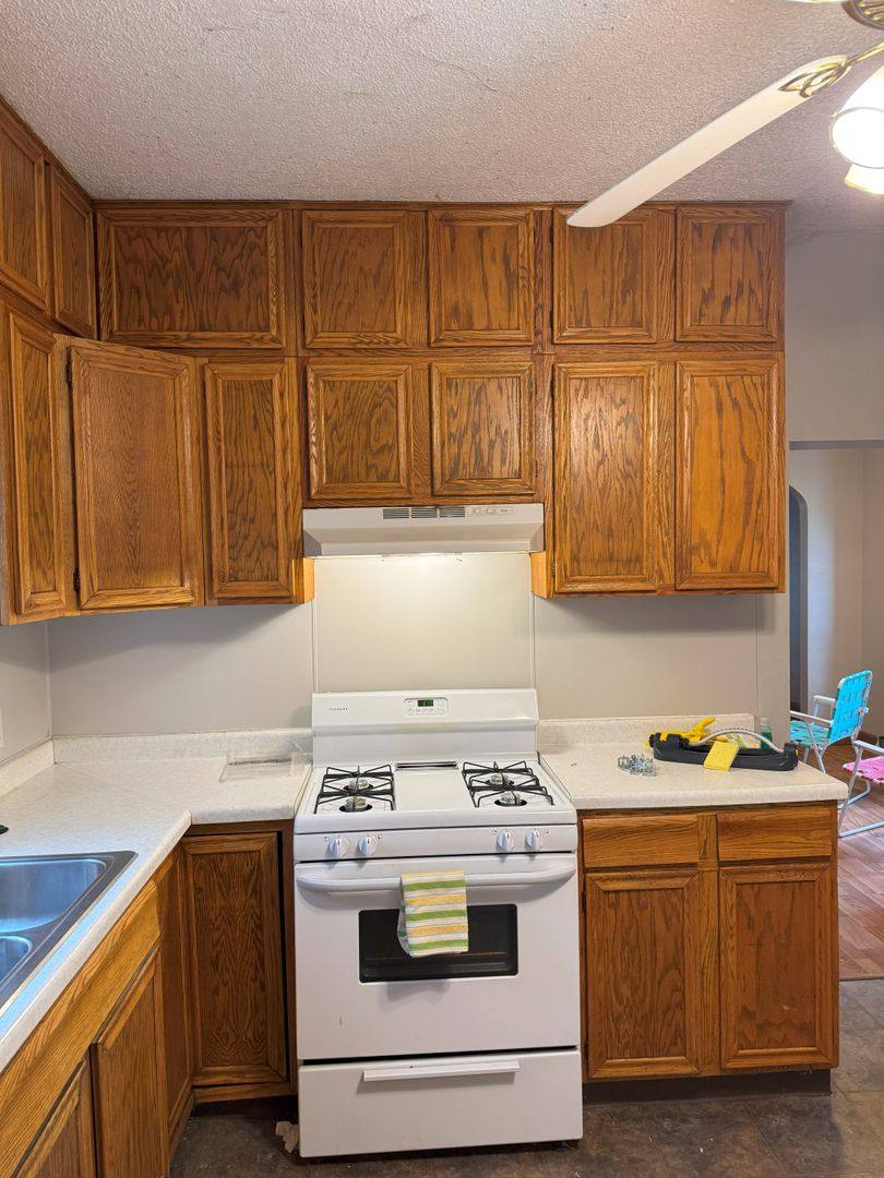 House for rent at 304 10th Ave S, South Saint Paul, MN 55075