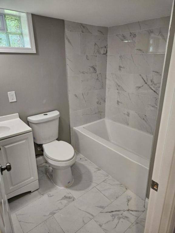 Apartment for rent at 2315 Industrial Blvd #B, Gary, IN 46407