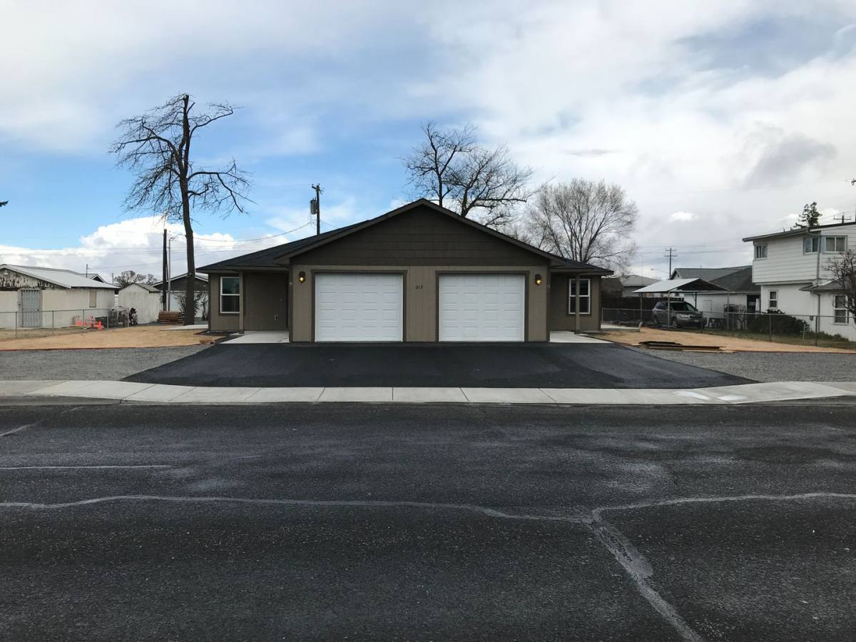 House for rent at 613 Locust A, Moses Lake, WA 98837