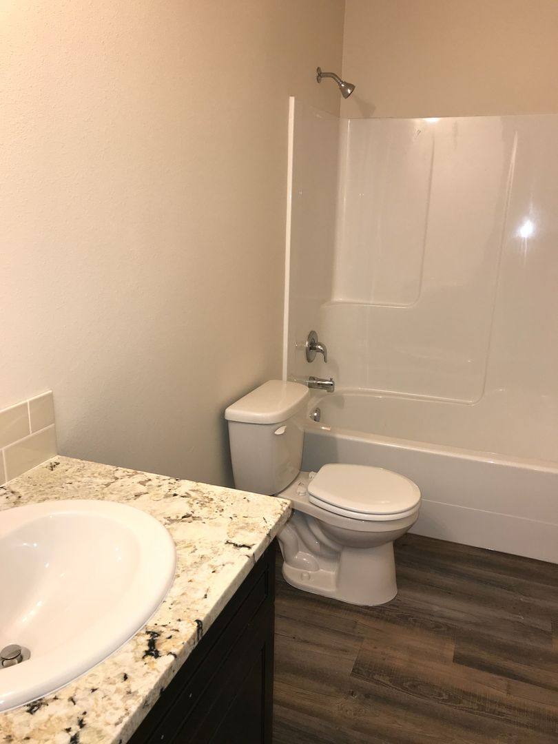 House for rent at 613 Locust A, Moses Lake, WA 98837