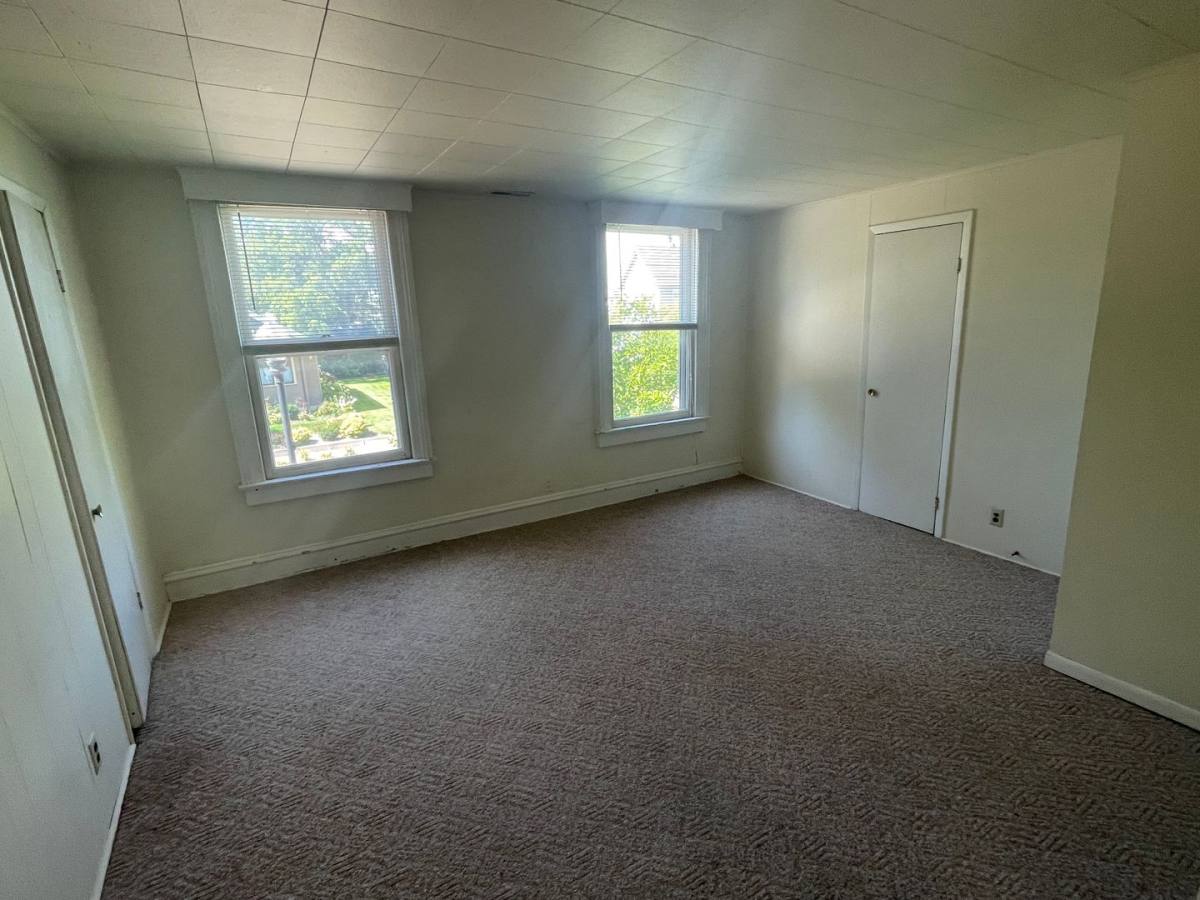 Apartment for rent at 612 Jackson, Oshkosh, WI 54901