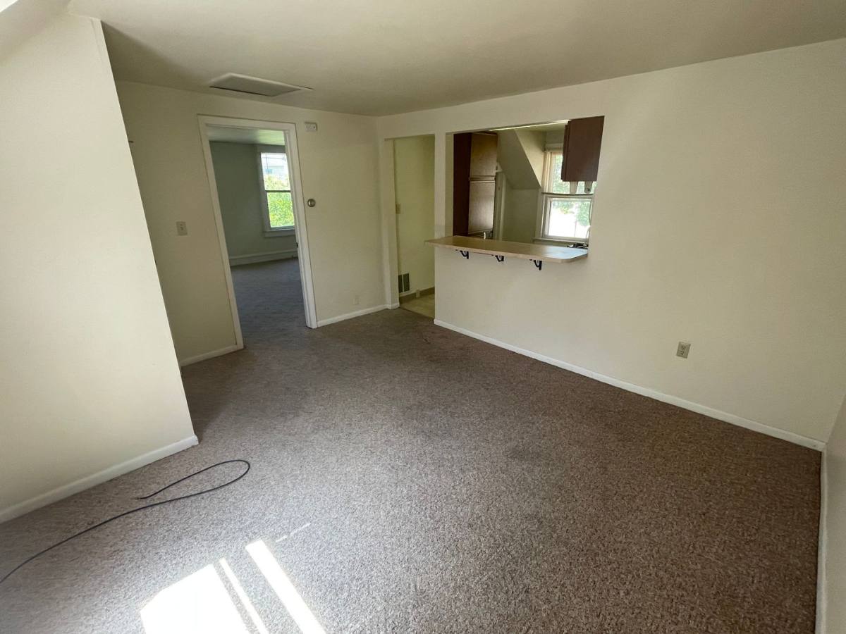 Apartment for rent at 612 Jackson, Oshkosh, WI 54901