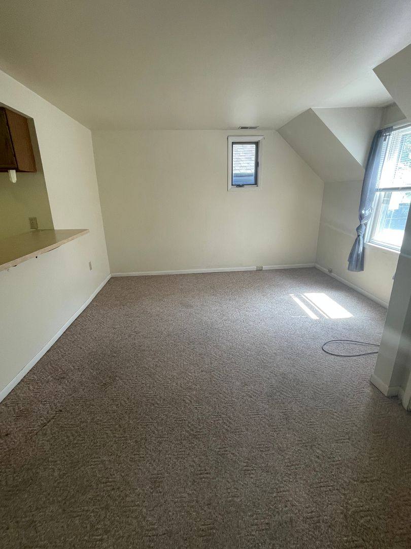 Apartment for rent at 612 Jackson, Oshkosh, WI 54901