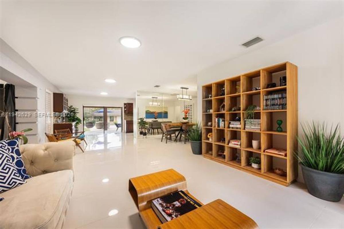 Apartment for rent at 20450 SW 198th Ave, Miami, FL 33187
