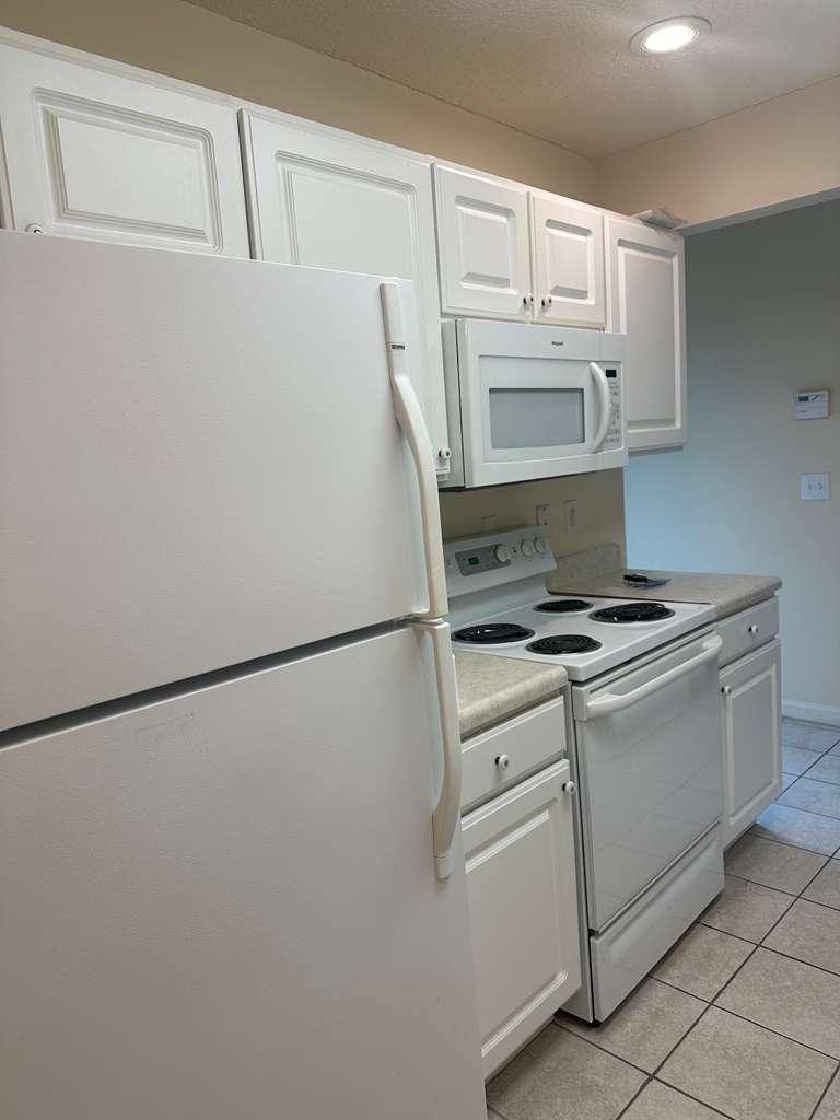Condo for rent at 11230 Centway Park Dr, Raleigh, NC 27617