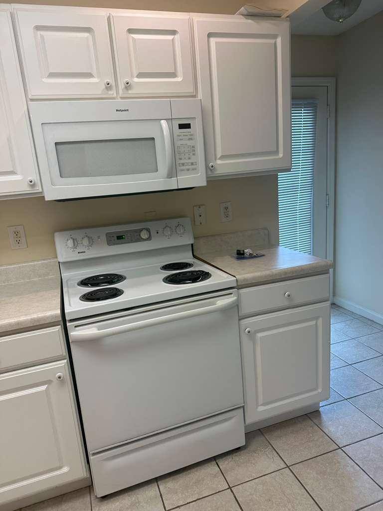 Condo for rent at 11230 Centway Park Dr, Raleigh, NC 27617